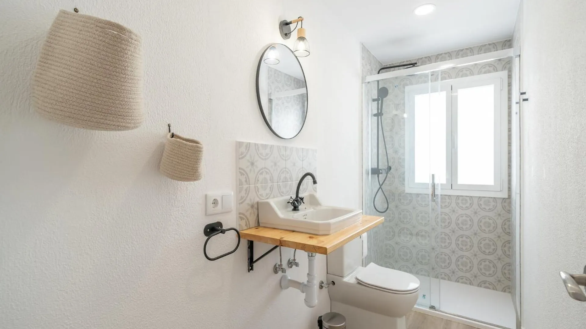 Pet-Friendly Apartment For Six People L' Escala Spanyolország